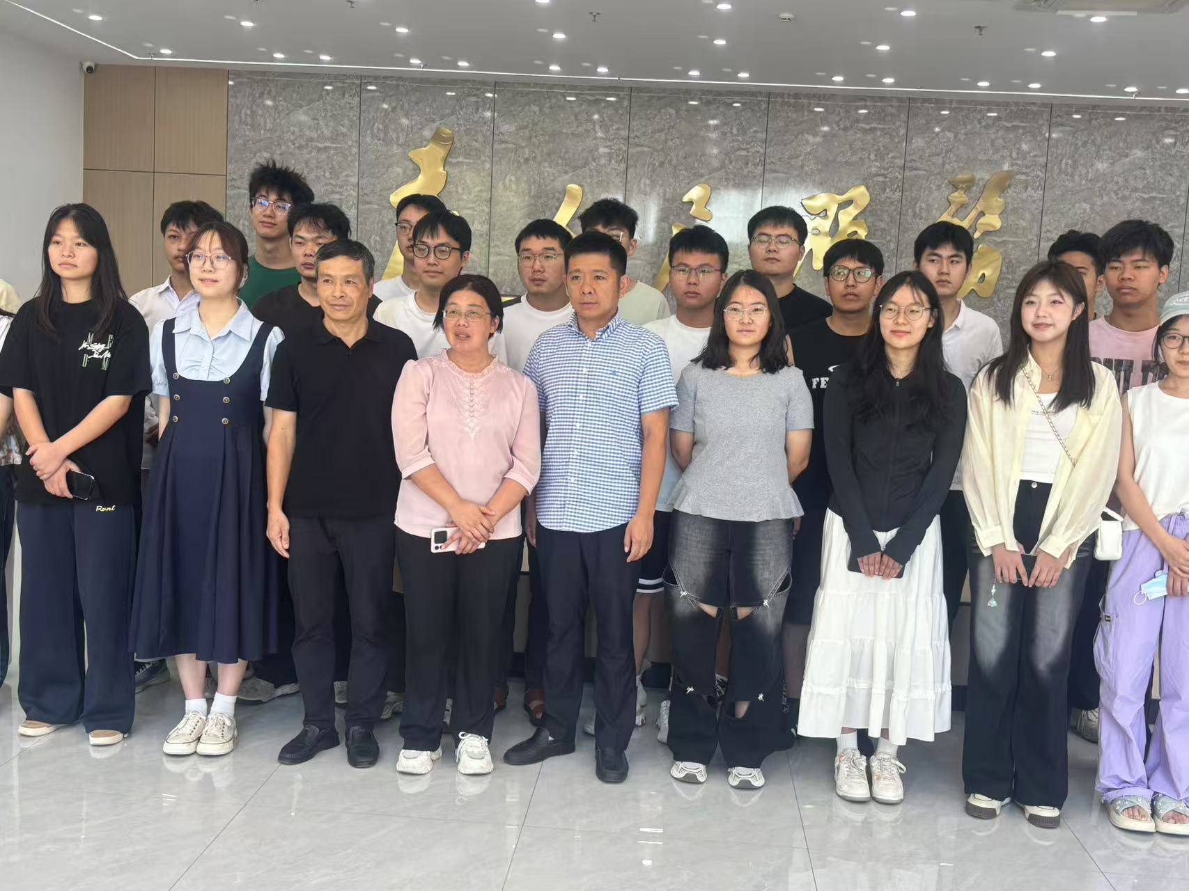 f9be8cb92e3bc0039b946caf9e4c230